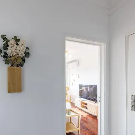 Casa Do Largo-vista Sobre Lisboa